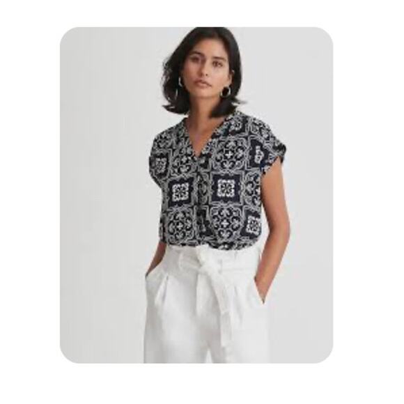 Ann Taylor Tops - Ann Taylor Navy Blue and White Tiled‎ Mixed Media Top Size Medium